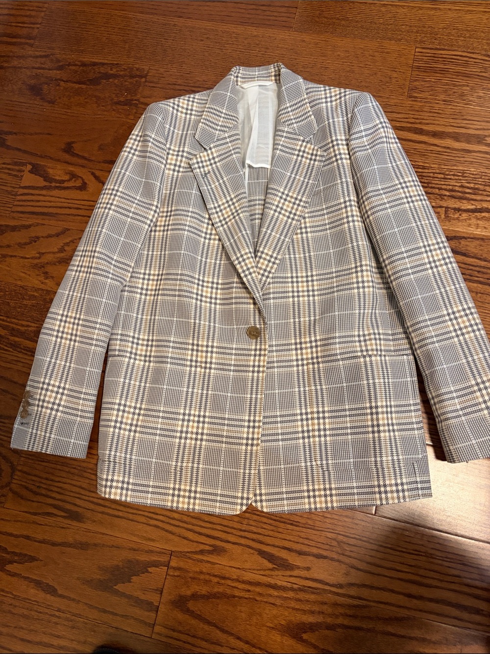 Acne Plaid Blazer size 38 in Beige, Cream and Light Gray, suit pants available.